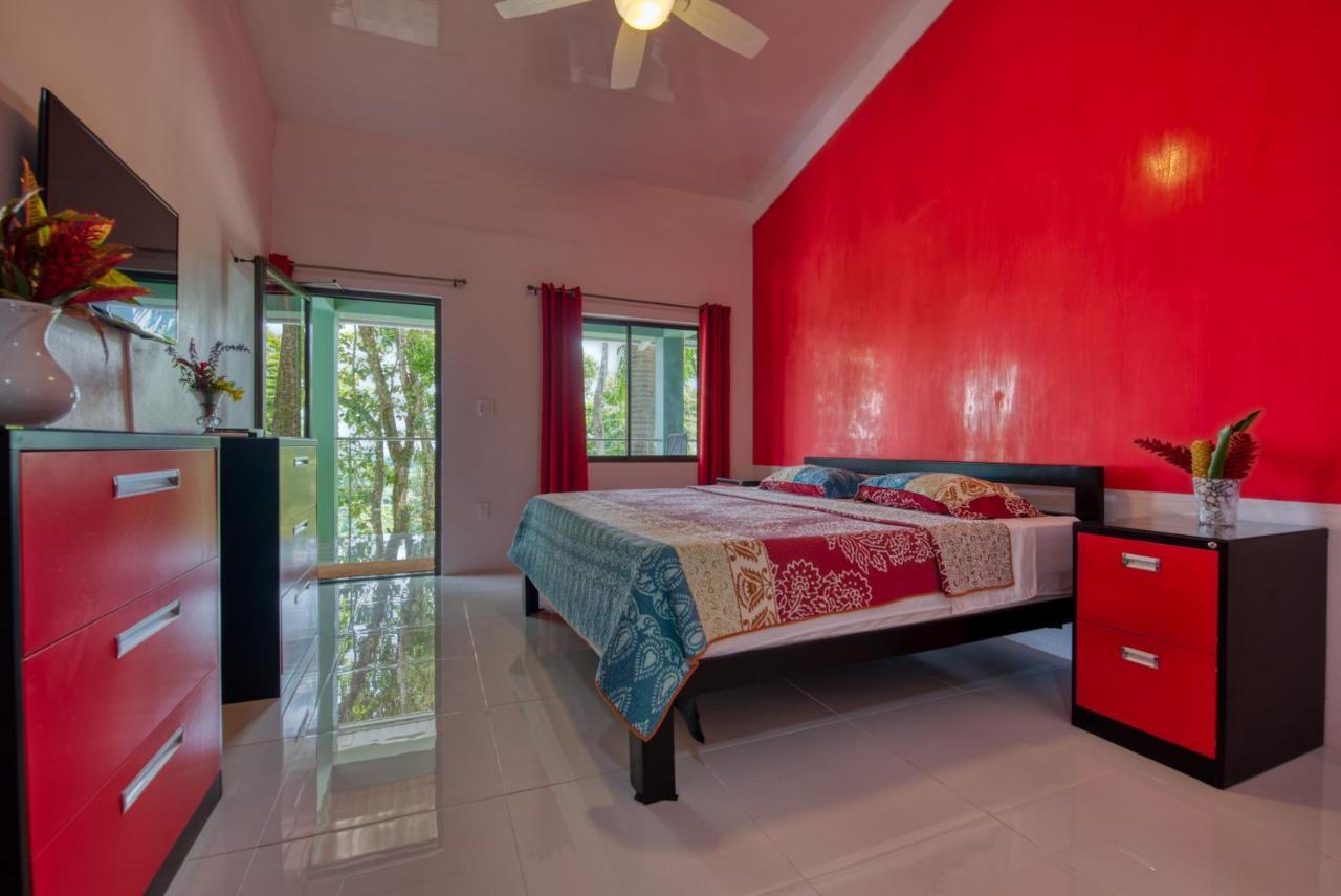 Hotel Casa Conley Del Mar Puerto Viejo de Talamanca Екстер'єр фото